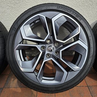 19" ALU Škoda Altair Anthracit + letné pneu 225/45 Bridgest - 2