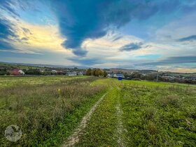 Pozemok na výstavbu rodinného domu 736m2 + cesta, Chrastné - 2