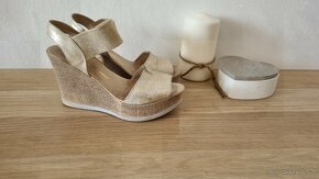 Damske sandale Sandra Pausini  na platforme - 2