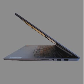 10/10 - Lenovo Ideapad Pro 5, kovový 16', NOV 2023 - 2