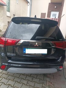 Mitsubishi Outlander 2.4 MIVEC PHEV Instyle 4WD - 2