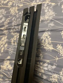 PlayStation 4 Pro 1TB - 2