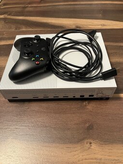 Xbox one S 1T - 2