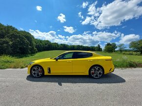 Kia Stinger - 2