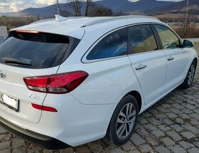 Hyundai i30 CW 1.6 CRDi 115ps - 2