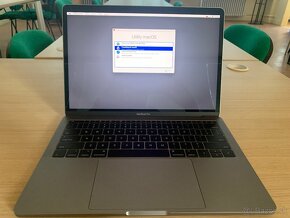 MacBook Pro 13 2017 2 Thunderbolt porty 3 / veľmi dobrý stav - 2