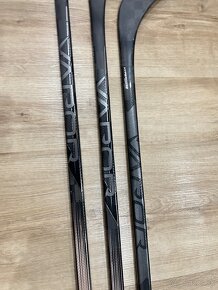 HOKEJKA BAUER VAPOR HYPERLITE 1 + 2 - SILVER - 2