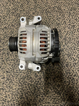 ALTERNATOR VW GROUP OE 14V 140A 06B903016AB - 2