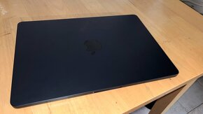 Apple MacBook Air M2, 2022 - 2