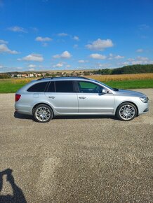 Škoda Superb combi 2,0 tdi - 2