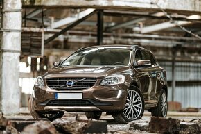 VOLVO XC60 D4 2.0L Drive-E Geartronic - 2