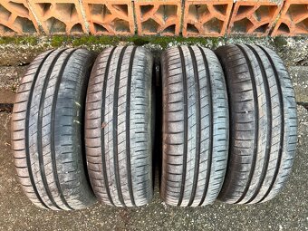 Predám sadu letných pneu Goodyear EfficientGrip 185/60 R14 - 2