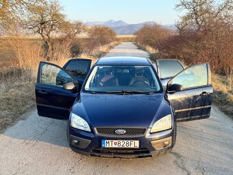 Ford Focus 2 sedan benzin/LPG - 2