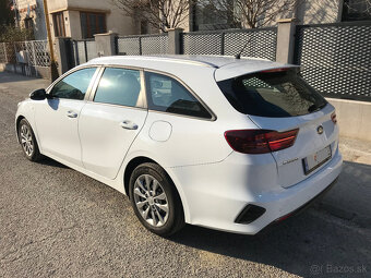 KIA Cee’d Sporty Wagon 1.6 CRDi Silver - 2