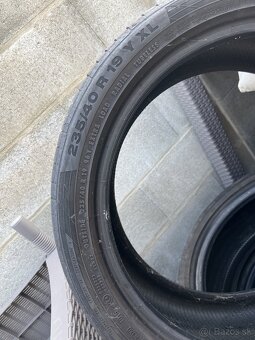 Letné pneumatiky 235/40 R 19 - 2