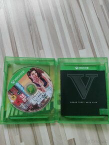 GTA 5 (Xbox One) - 2