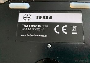 Predám robotický vysávač TESLA RoboStar T30 - 2