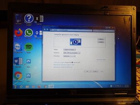 Predám zachovalý NOTEBOOK HP Compaq s NABÍJAČKOU - 2