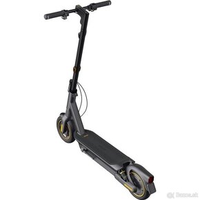 Predám elektrickú kolobežku "Segway KickScooter MAX G2 E" - 2