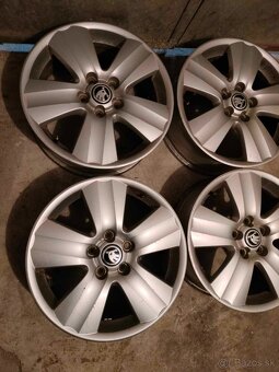 4ks alu disky orig. Vw ( Škoda ) 5x112 r17 - 2