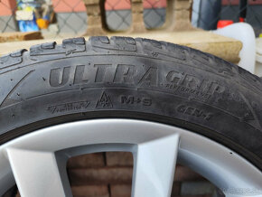 GoodYear UltraGrip Performance 225/50 R17 98H - 2