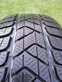 215/60 r16 zimné pneu.7 mm DOT.3723 - 2