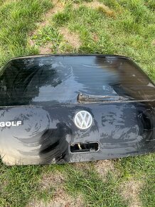 Golf 4 - 2