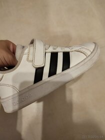 Adidas detské kožené tenisky - 2