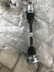 SKF VKJC 8092 Hnací hriadeľ pre BMW Rad 1, Rad 3 - 2