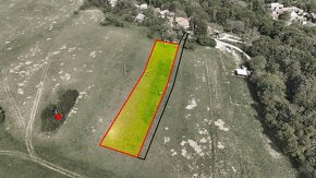 Brezová pod Bradlom - 3810 m2 Stavebný pozemok - 2