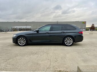 BMW 530d xDrive Touring Sport Line / 1. majiteľ / CZ pôvod - 2