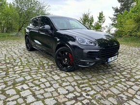 Porsche Cayenne S 2015 - 2