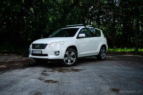 Toyota RAV4 2.2l D-CAT 150 Premium Navi A/T - 2