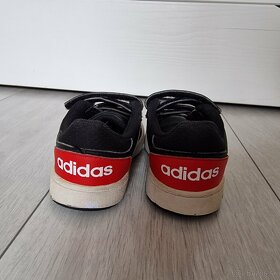 Chlapčenské tenisky ADIDAS č.25 len za 10€ - 2