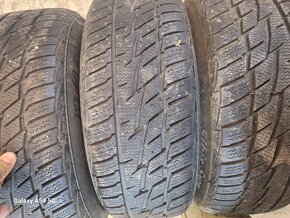 4x108 195/60r17 - 2