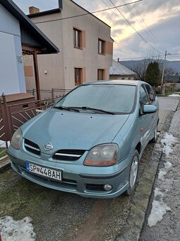 Nissan Almera Tino - 2