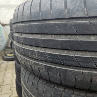 225/55 r16 Good year - 2