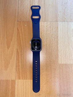 Hodinky Apple Watch Series 5 (40mm Aluminium) - 2