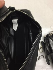 Calvin Klein čierna kabelka na predaj - 2