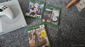 Xbox One S 500GB + joypad a 3x hra - 2