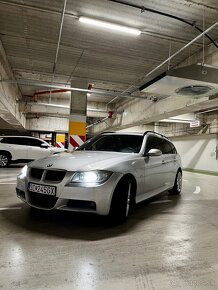 BMW e91 330xd panoráma - 2