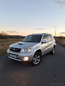 TOYOTA RAV4 D-4D 2.0 85kW 4x4 - 2