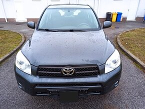 Toyota RAV 4 2.2D-4D 4x4 - 2