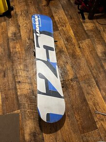 Detsky snowboard - 2