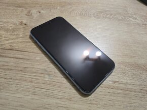 Iphone xr 128gb s novou bateriou ale po jej vymene prestalo - 2