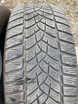 GoodYear zimné 215/60R16 - 2ks - 2