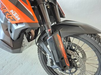 KTM 890 S Adventure - 2