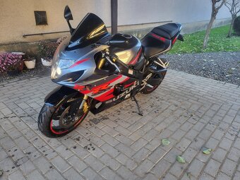 Suzuki gsxr 750 - 2