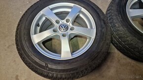 Zimna sada VW T5,T6 obuté 205/65R16C - 2