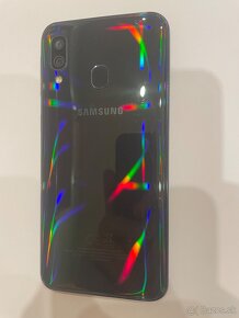 Samsung Galaxy A40 - 2